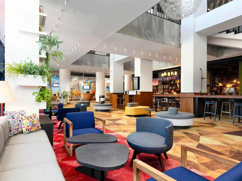 Ibis Poznan Centrum - Image 1