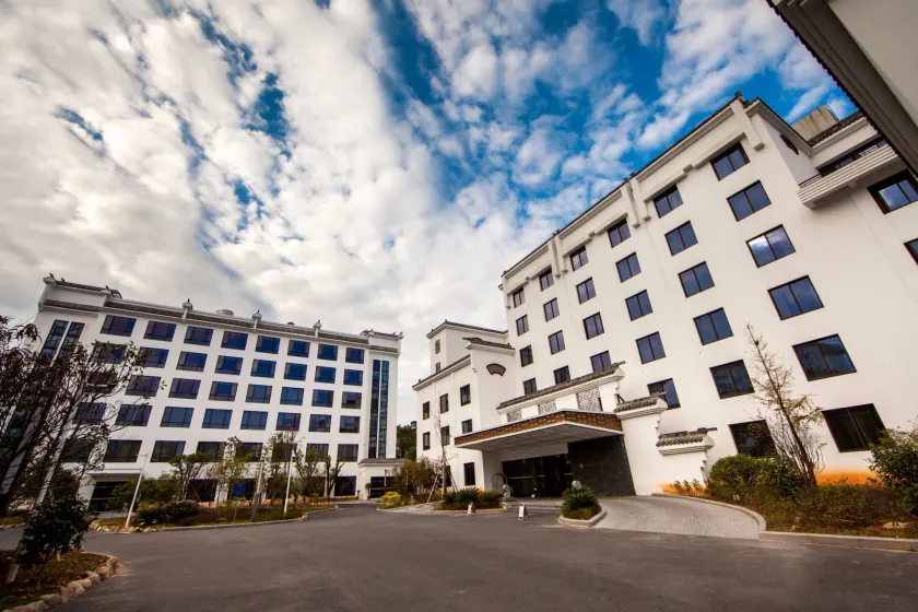 Fliport Garden Hotel Wuyishan - Image 1