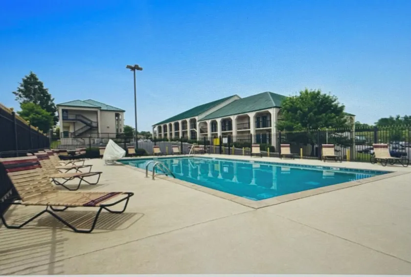 Baymont by Wyndham Johnson City - Image 1