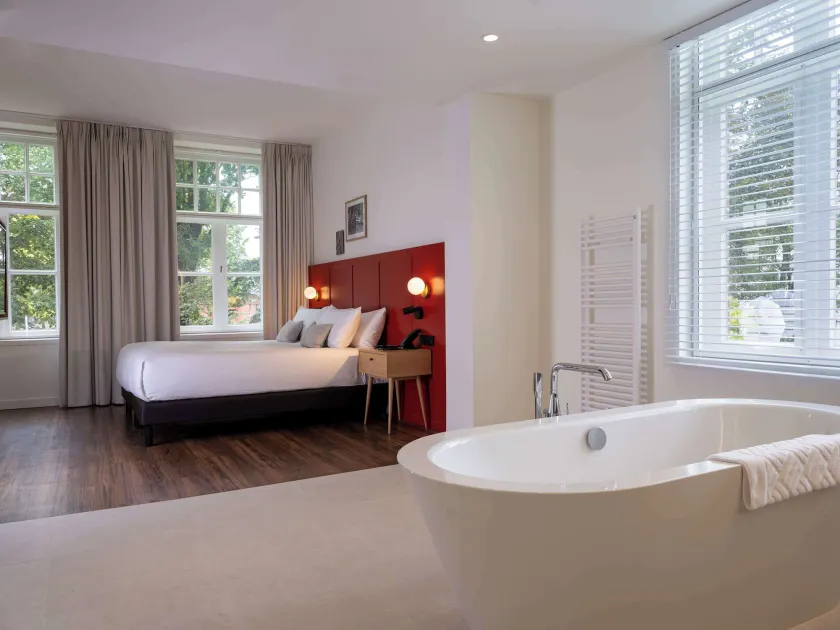 Doubletree By Hilton Sittard - Image 1