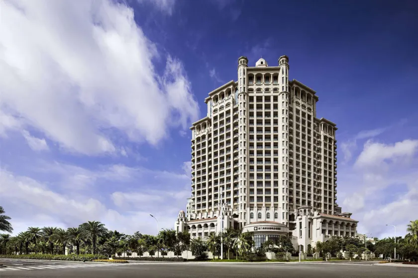 Wyndham Grand Xiamen Haicang - Image 1