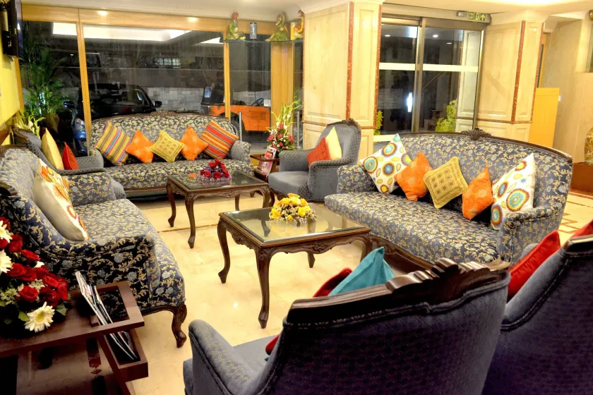 Regenta Place The Emerald - Lobby