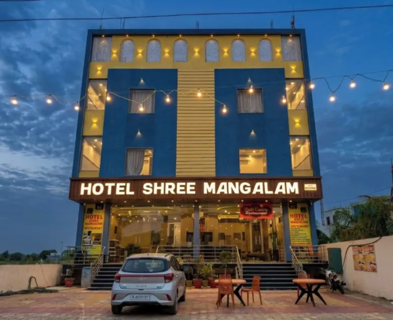 Hotel Shree Mangalam - Near Toran Dwar Khatu - Image 1