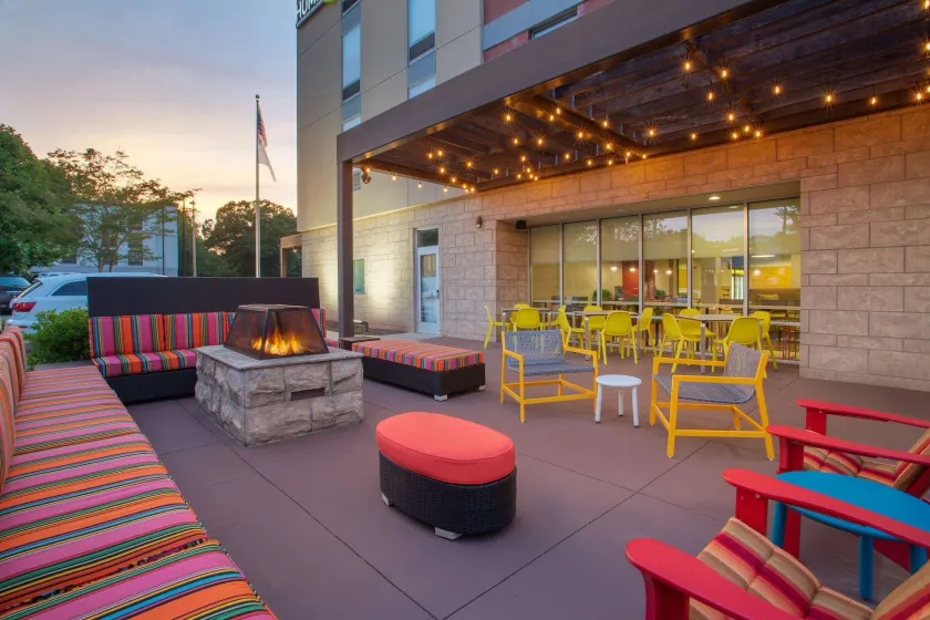 Home2 Suites by Hilton Charlotte I-77 Tyvola Rd - Image 1