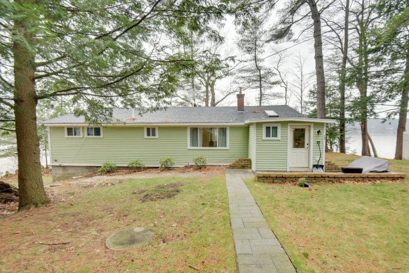 Falmouth Vacation Rental On Highland Lake! - Image 1