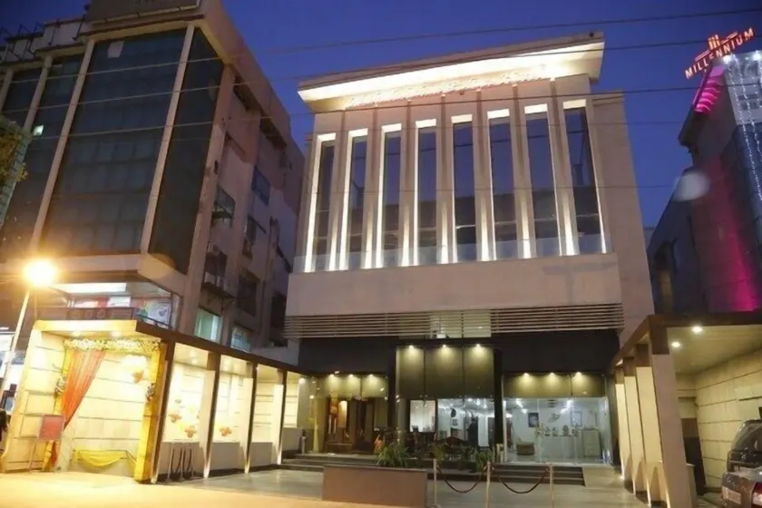 Mahalakshmi Palace hotel - Image 1