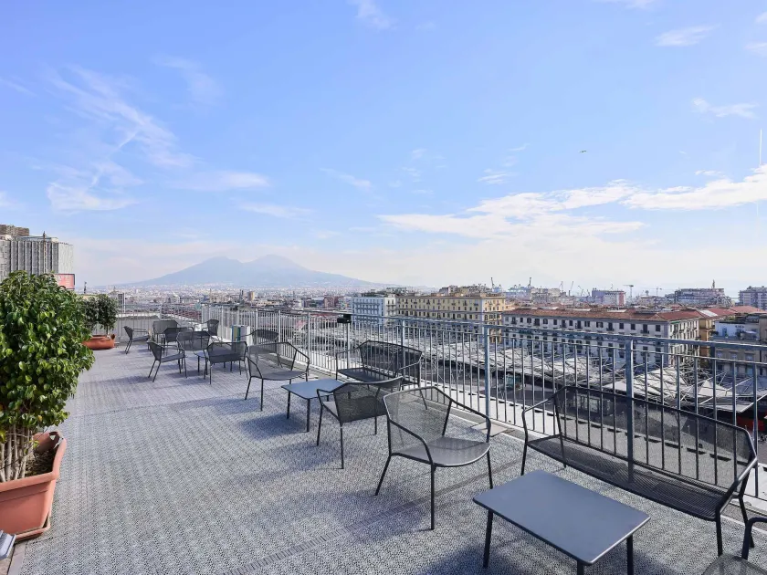 B&B Hotel Napoli - Image 1
