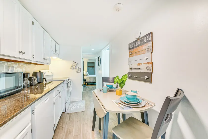 Walk to Downtown Albany: Ten Broeck Triangle Apt! - Innenbereich