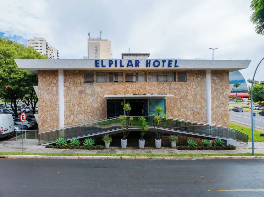 Hotel El Pilar by Bsb Inn - Image 1