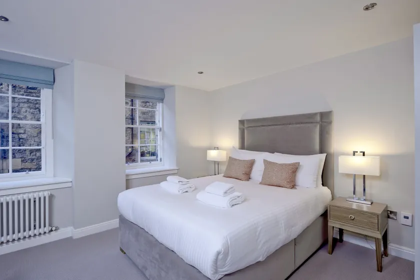 Destiny Scotland New Town Apartments - Image 1