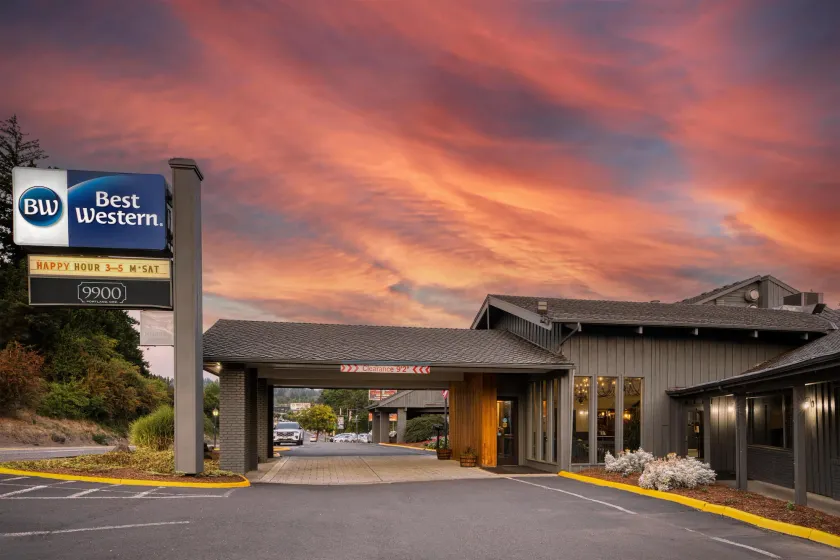 Best Western Portland West Beaverton - Image 1