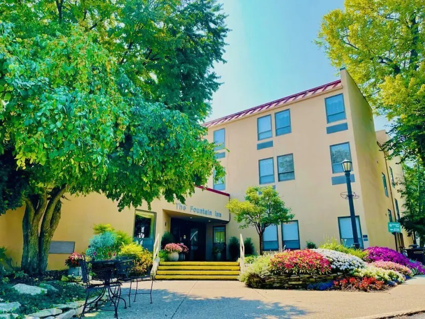 The Fountain Inn - Image 1