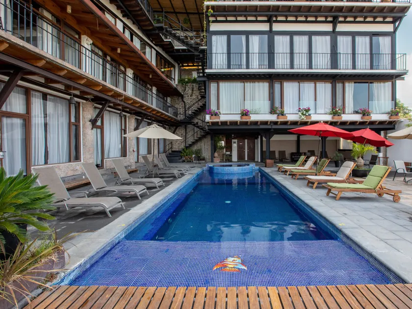 Hotel Santa Rosa - Image 1
