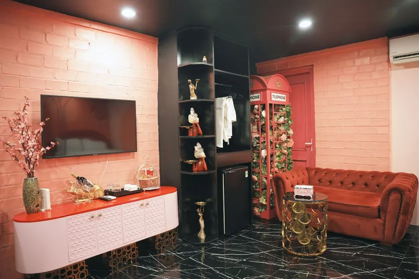 Athena Hotel Huế - Image 1