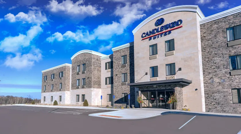 Candlewood Suites Lakeville I-35 by IHG - Image 1