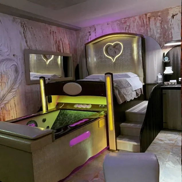 Boutique Roma D'Autore - Il Nido d'Amore - Image 1