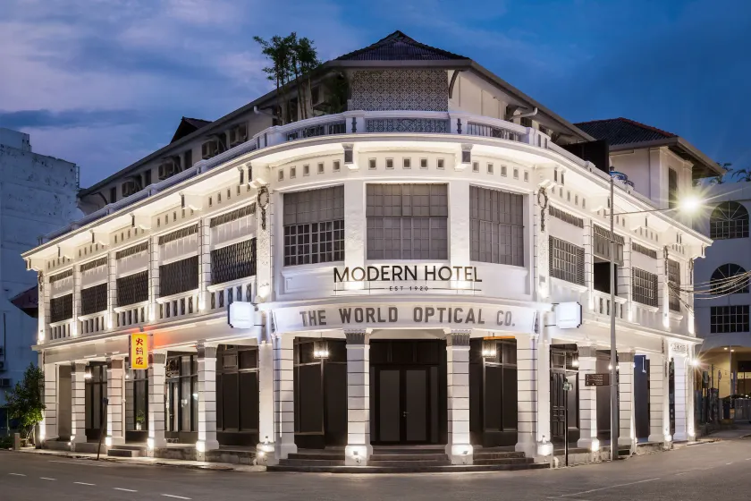 Modern Hotel Georgetown - Image 1