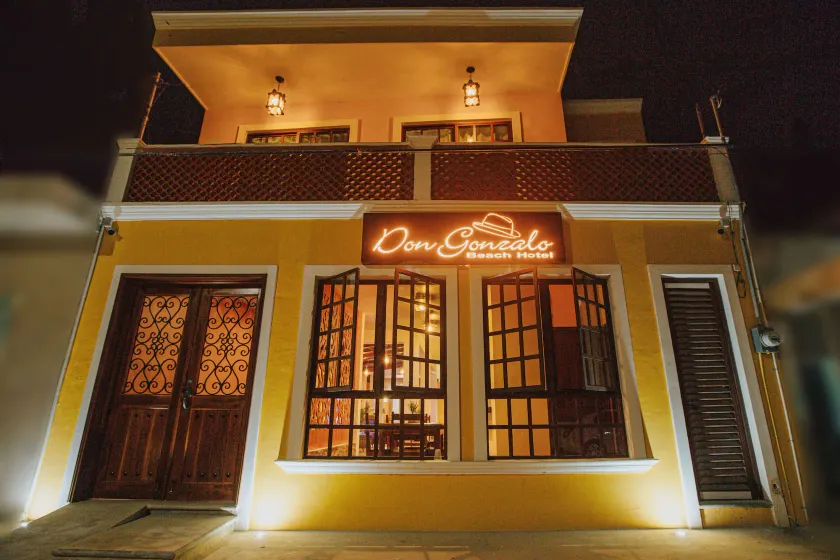 Hotel Beach Don Gonzalo - Image 1