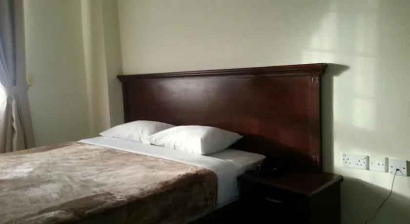 Jarzez Hotel Apartments Al Hail - Image 1