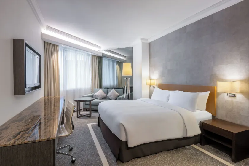Gateway Hotel, Marco Polo - Image 1
