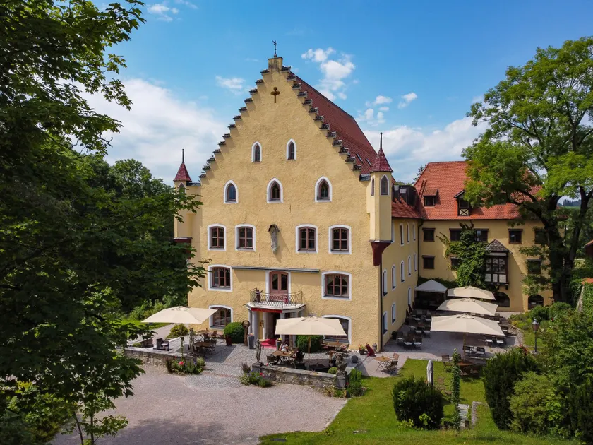 Schloss zu Hopferau - Image 1