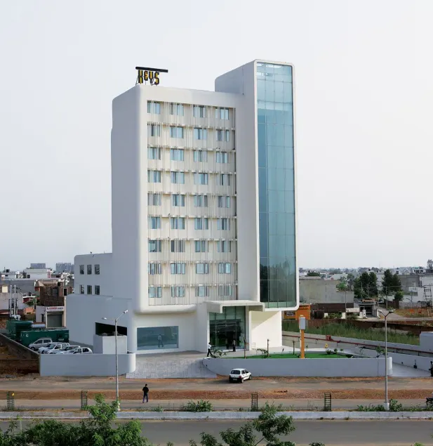 Keys Select by Lemon Tree Hotels, Ludhiana - Image 1