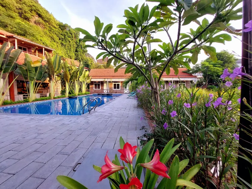 Ninh Binh Mountain Side Homestay & Cafe - Image 1