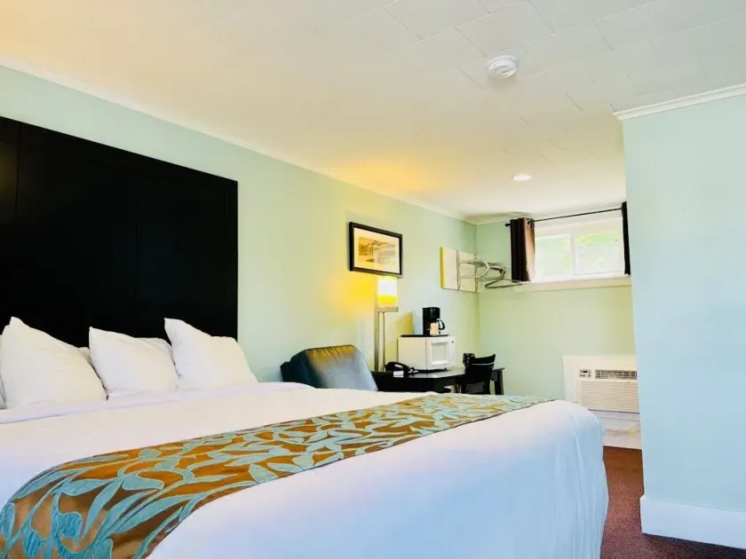 Wells Moody Motel - Image 1