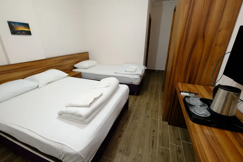 Venüs Hotel - Image 1
