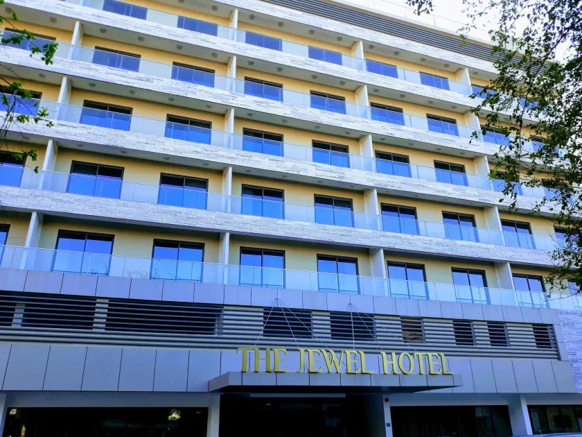 The Jewel Hotel - Image 1