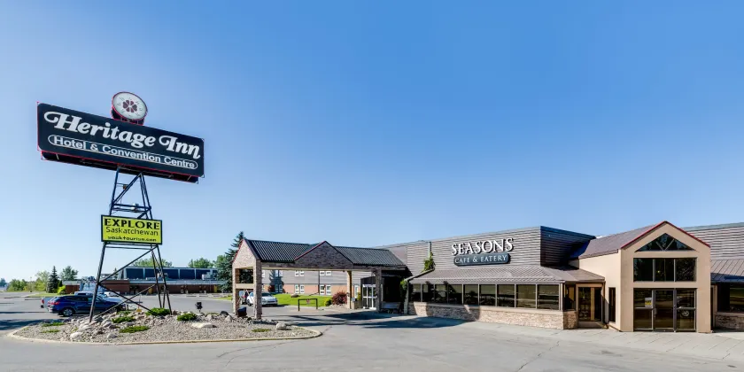 Heritage Inn Hotel & Convention Centre - Moose Jaw - Image 1