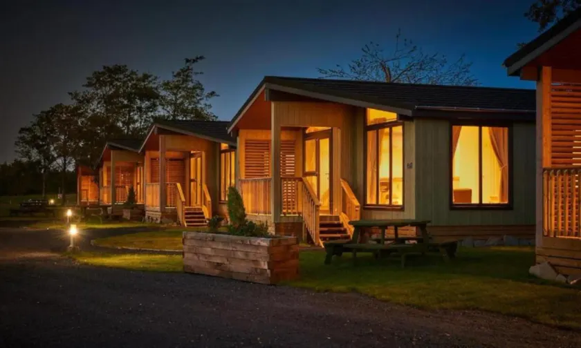 Silverwood Luxury Lodge Resort - Image 1