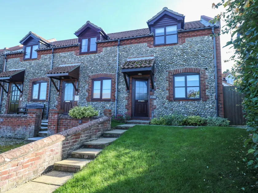 Seaview Cottage - Image 1