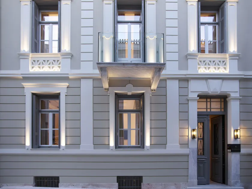 Kinglin Luxury Living - Image 1
