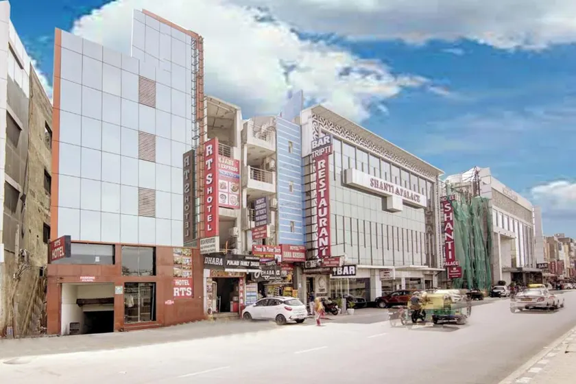 RTS Hotel - Image 1