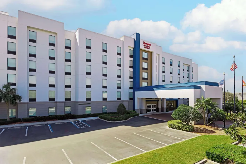 Hampton Inn & Suites Clearwater/St. Petersburg-Ulmerton Road, FL - Image 1