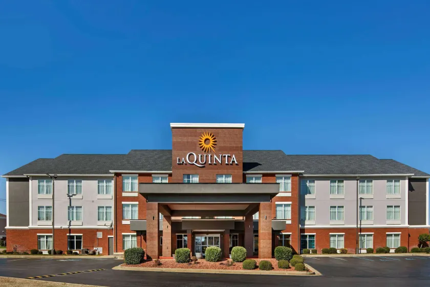 La Quinta by Wyndham Oxford - Anniston - Image 1
