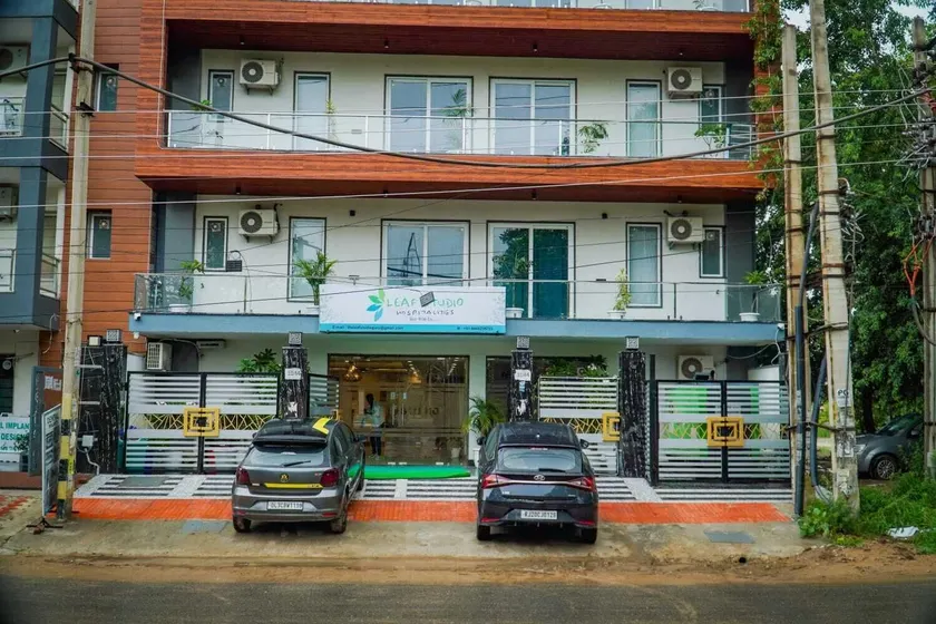 Leaf Studio Hospitalities Near Medanta - Image 1