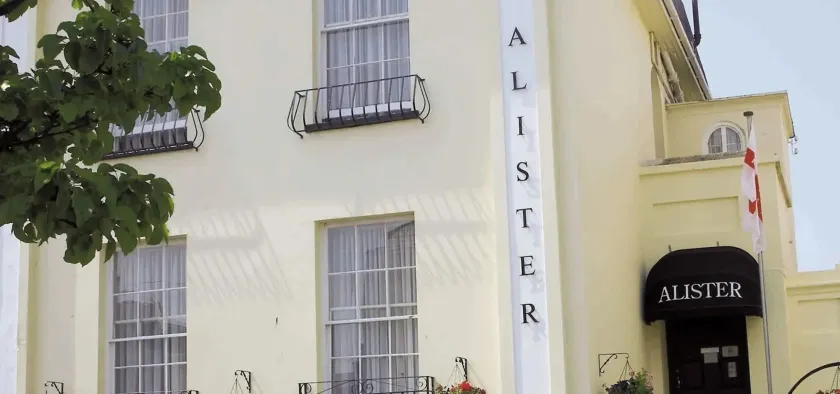 Alister Guest House - Image 1