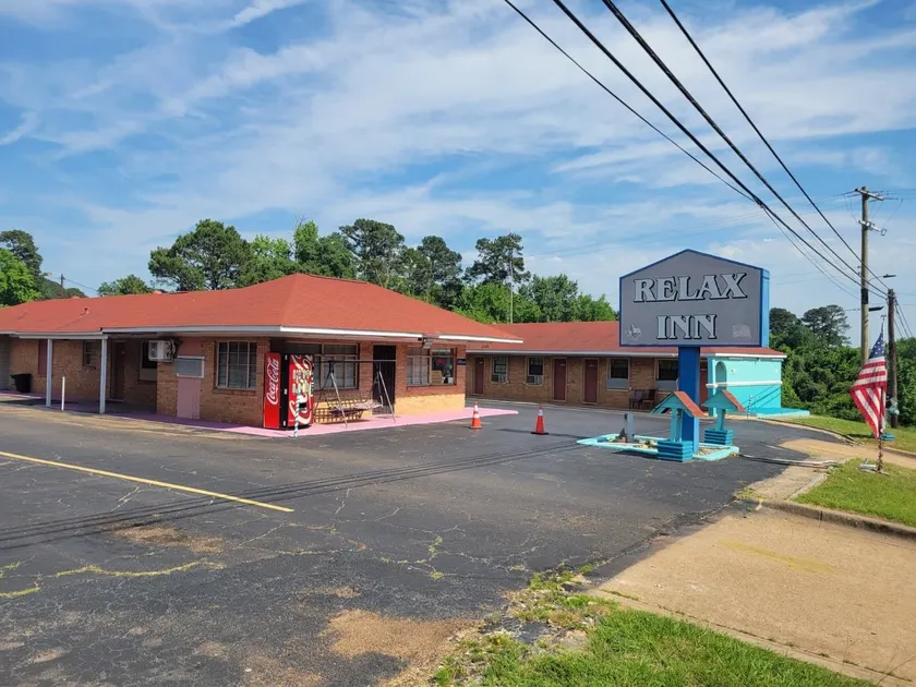 Relax Inn Daingerfield Near Mount Pleasant TX - Image 1