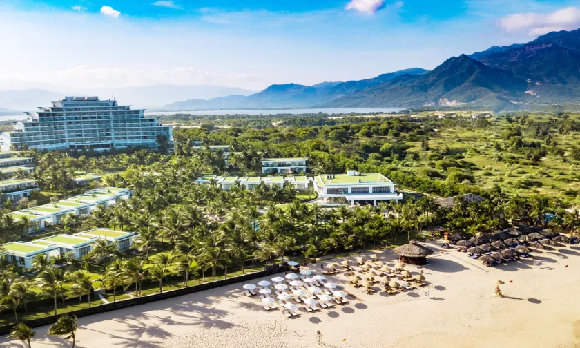 Cam Ranh Riviera Beach Resort & Spa - Image 1