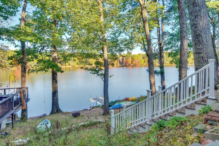 7 Mi to Hiking: Waterfront Long Pond Gem! - Image 1