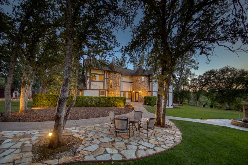 Hope Inn Redding - Image 1
