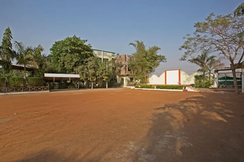 OYO 28363 Hotel Sai Icon Residency - Image 1