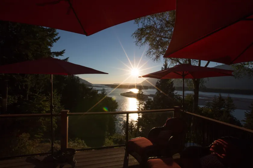 The Fraser River's Edge B&B Lodge - Image 1