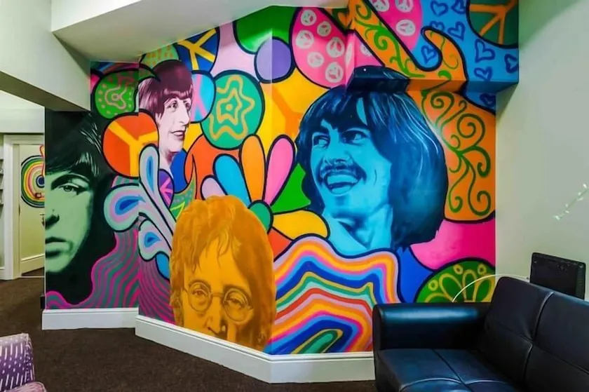 Beatles Themed Hotel - Room