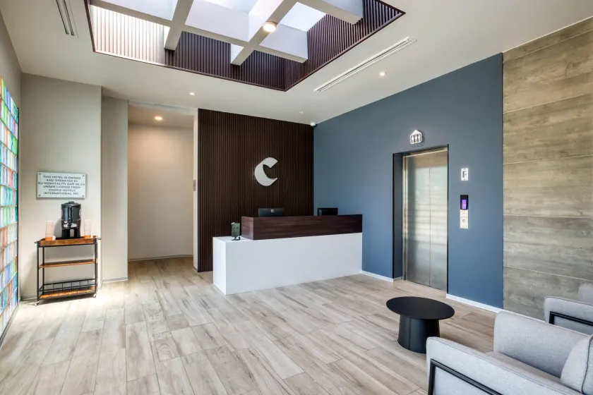 Comfort Suites Tijuana - Image 1