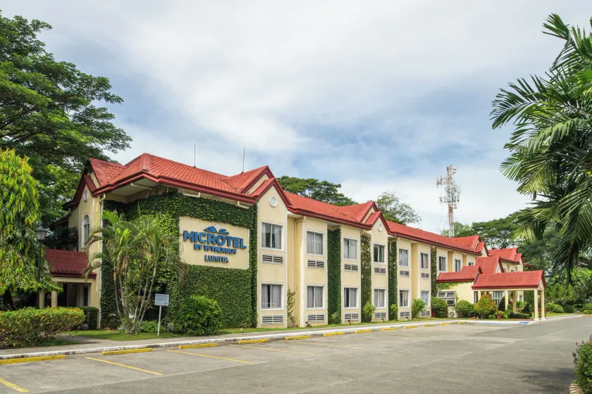Microtel by Wyndham Tarlac - Image 1