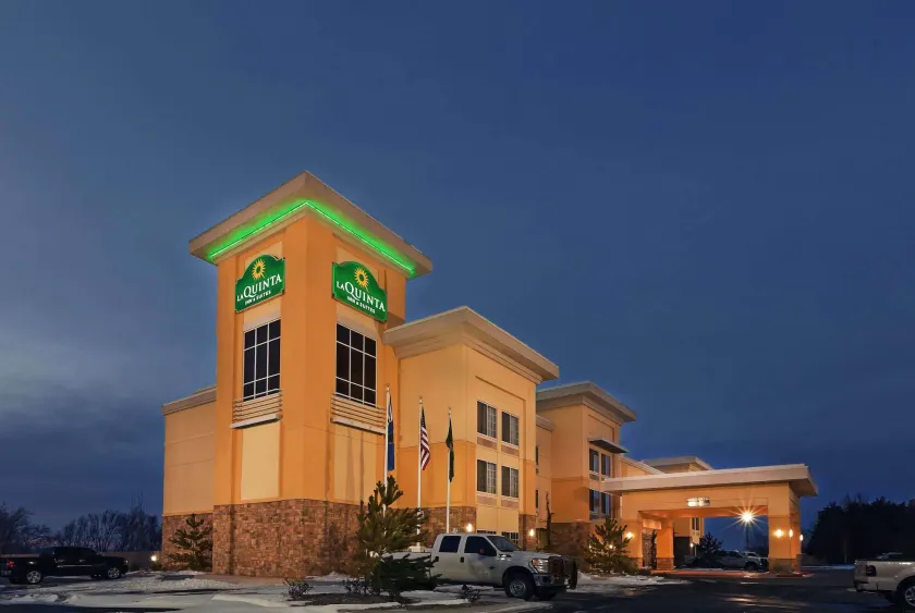 La Quinta by Wyndham Elk City - Image 1