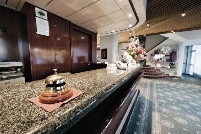 Hotel Michelangelo - Image 1